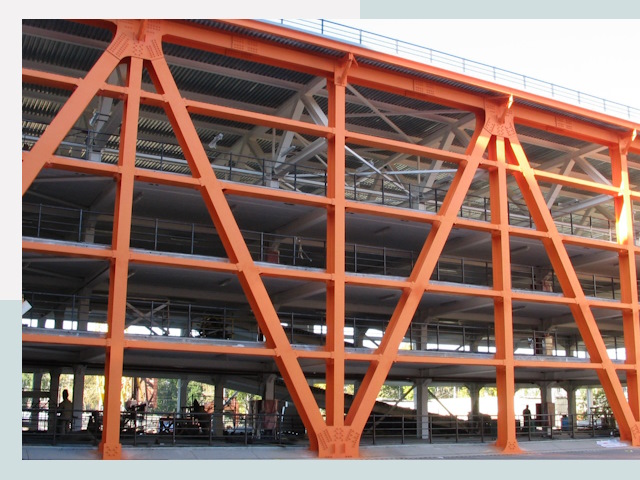 Многоуровневые паркинги в Инта от 609 руб.