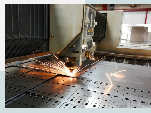 Лазерная резка металла в Инте от 609 руб.